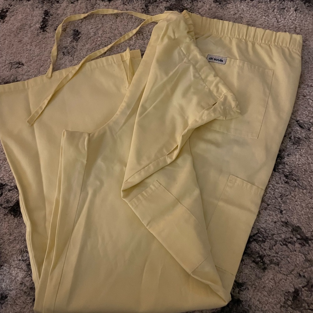 Woman Scrubs